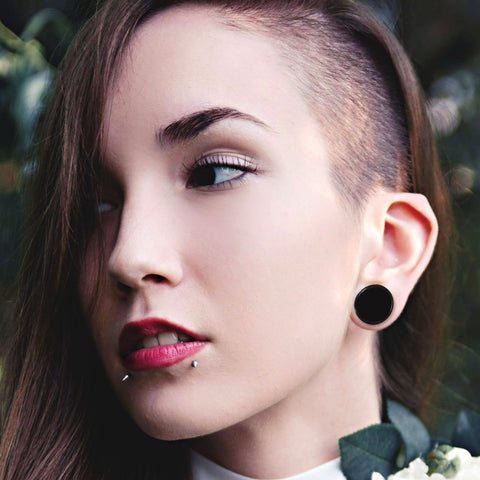 Biggest outlet gauge earring